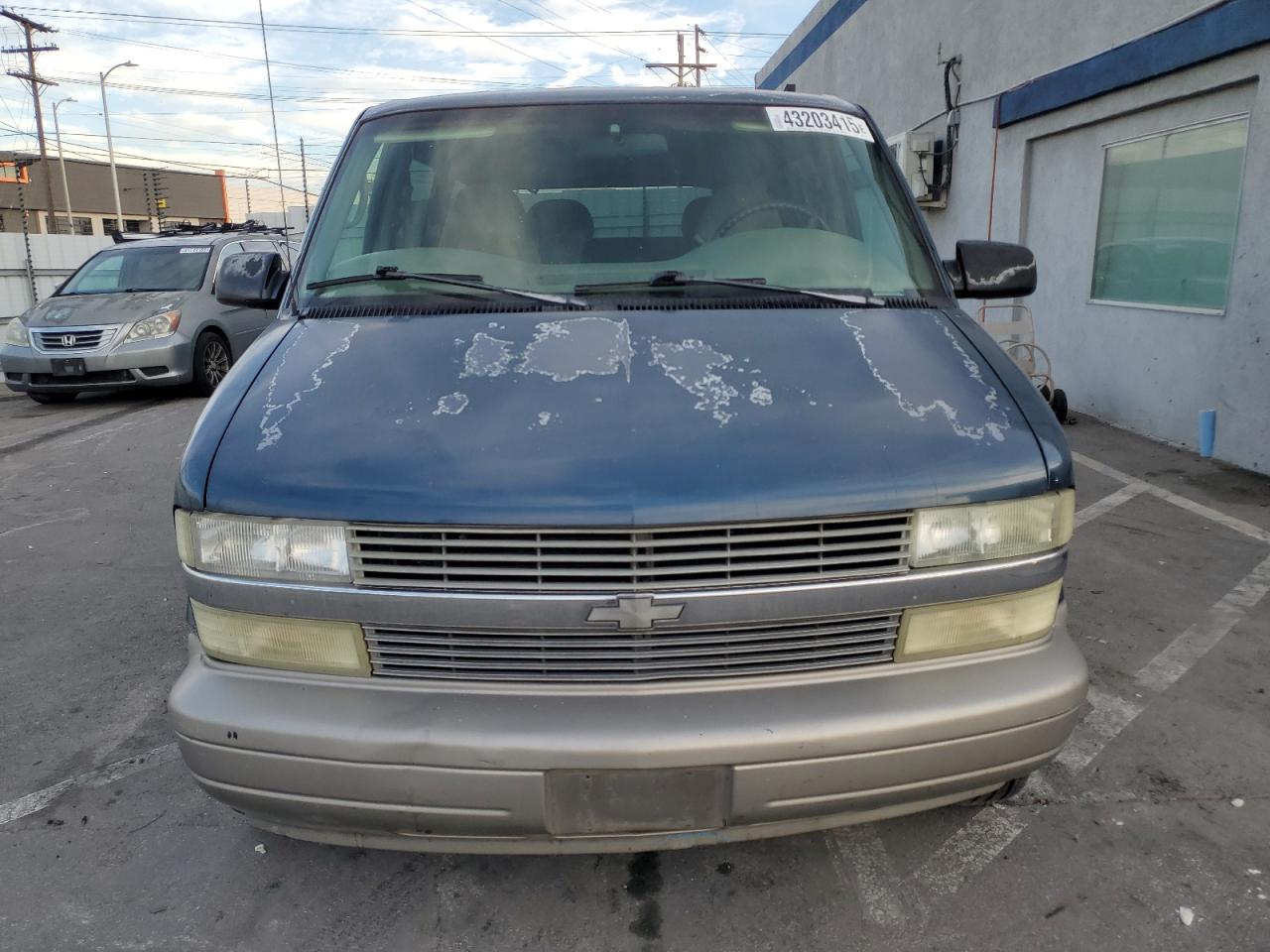 2002 Chevrolet Astro VIN 1GNDM19X22B145342 Copart auction photo, rear end damage thumbnail 5