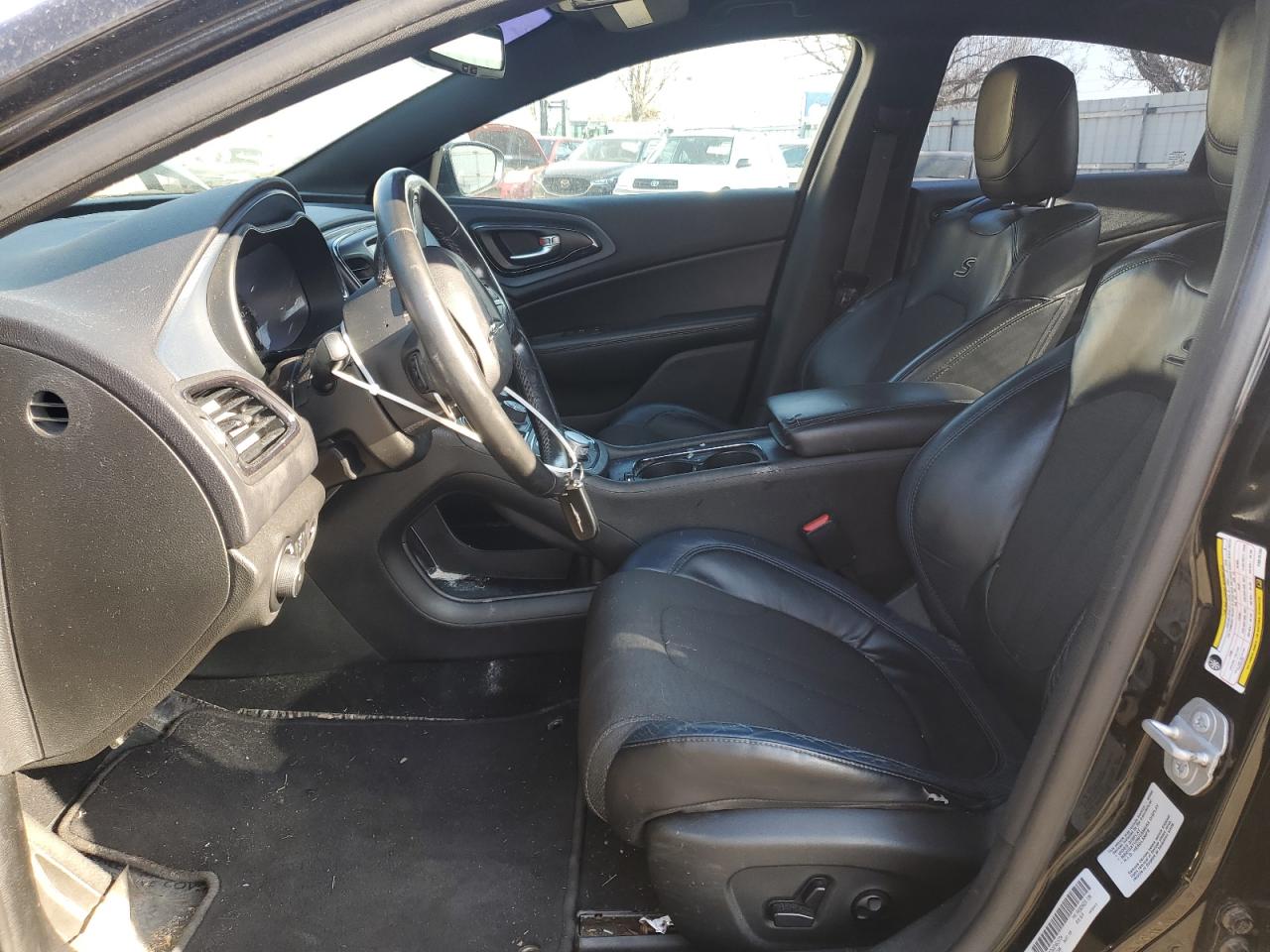 2015 Chrysler 200 VIN 1C3CCCDGXFN615734 Copart auction photo, front end / side damage thumbnail 7