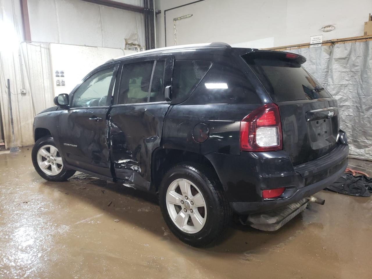 2017 Jeep Compass VIN 1C4NJCEA2HD207094 Copart auction photo, side / rear end damage thumbnail 2