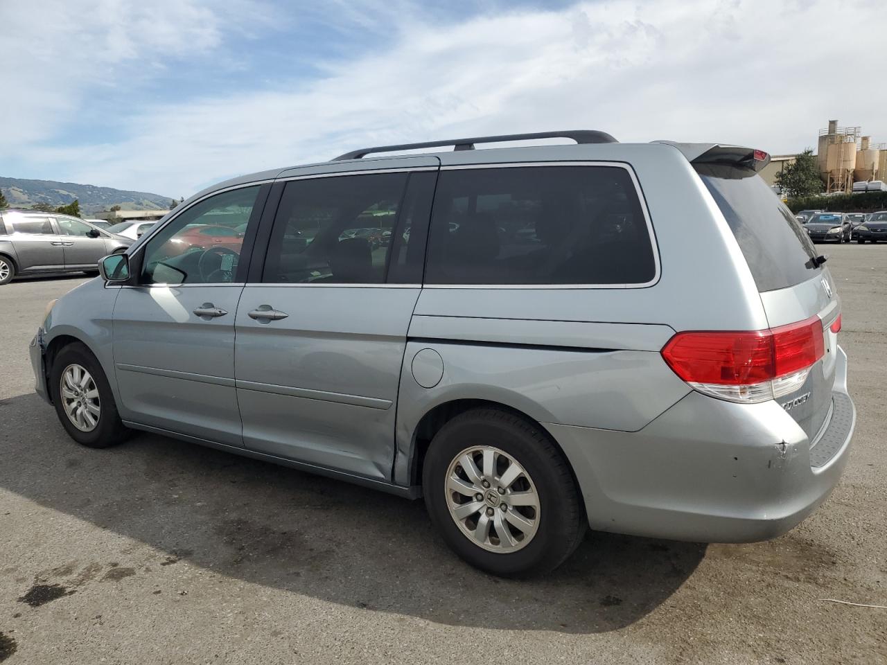 2008 Honda Odyssey VIN 5FNRL38618B077305 Copart auction photo, all over damage thumbnail 2