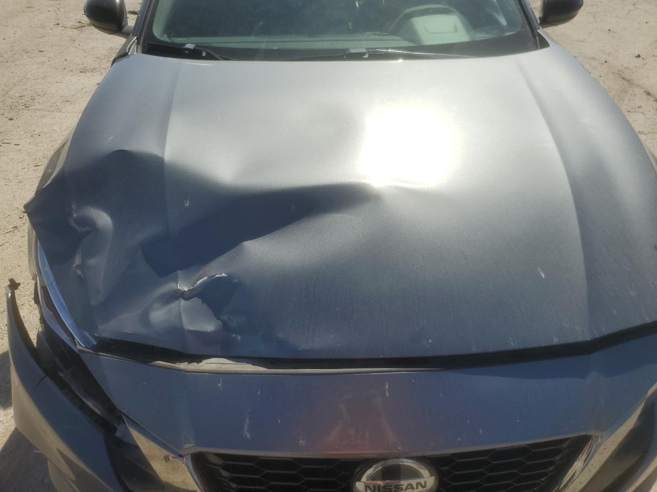 2019 Nissan Altima VIN 1N4BL4CV1KC163679 Copart auction photo, front end / minor dent/scratches damage thumbnail 12