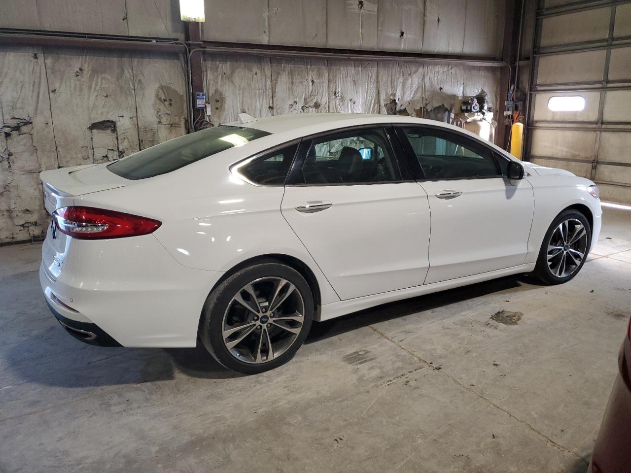 2020 Ford Fusion VIN 3FA6P0D94LR152548 Copart auction photo, burn - engine / front end damage thumbnail 3