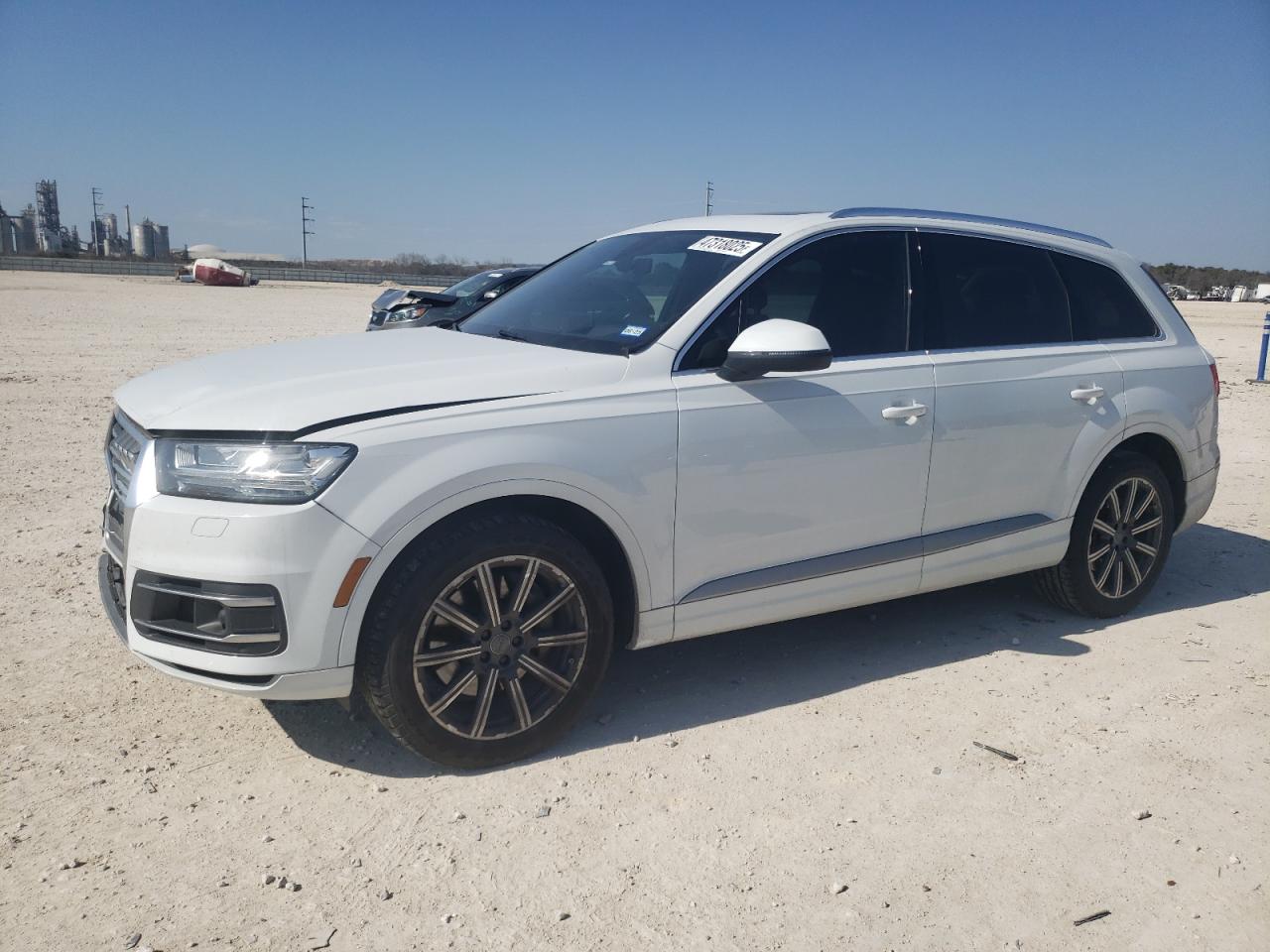 2018 Audi Q7 VIN WA1VAAF78JD031059 - Copart auction photo