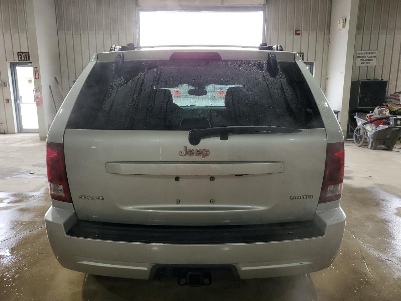 2005 Jeep Grand Cherokee VIN 1J4HR58N25C547051 Copart auction photo, front end / side damage thumbnail 6