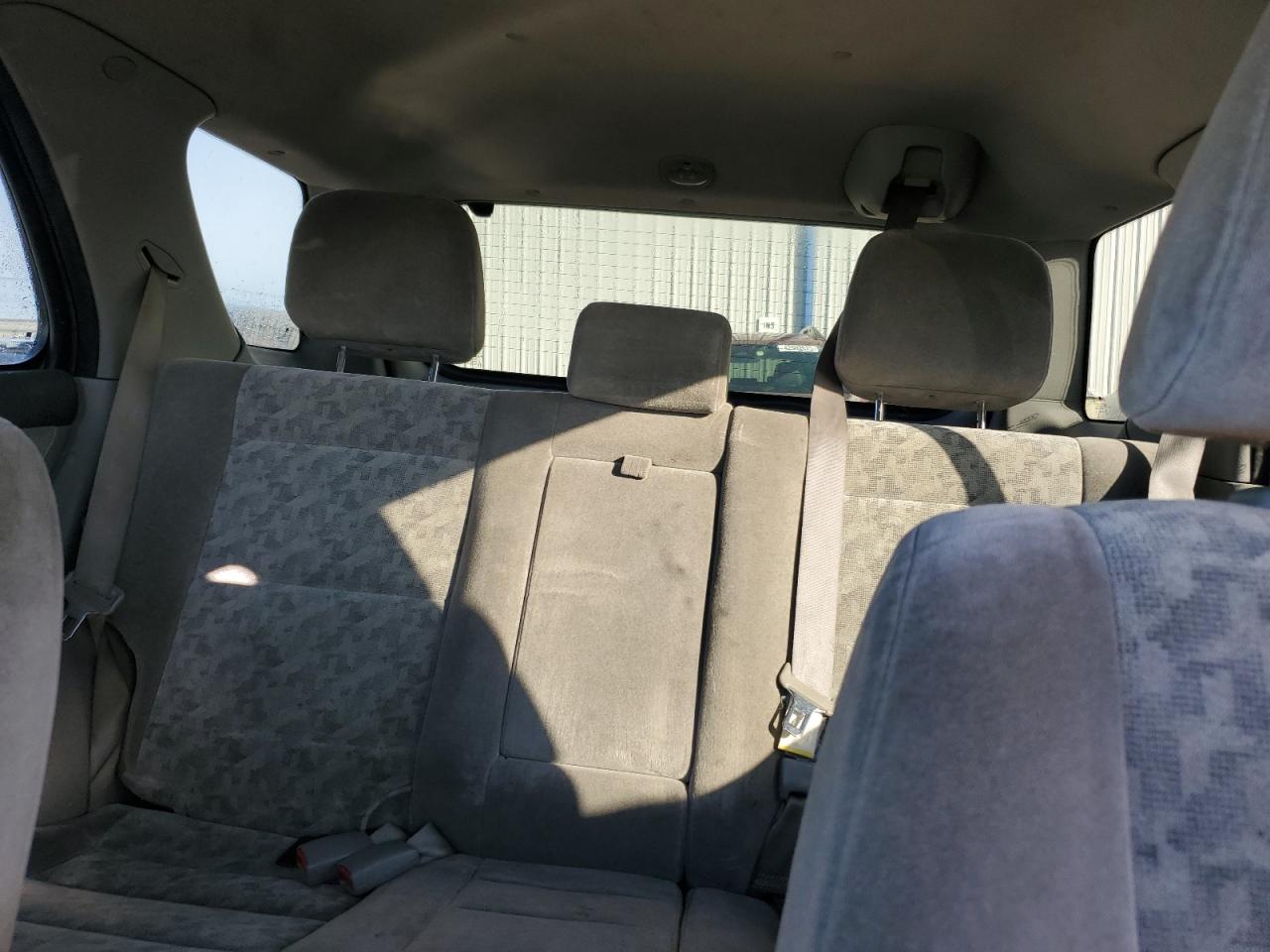 2007 KIA Sorento VIN KNDJD736075752666 Copart auction photo, front end / rear end damage thumbnail 10