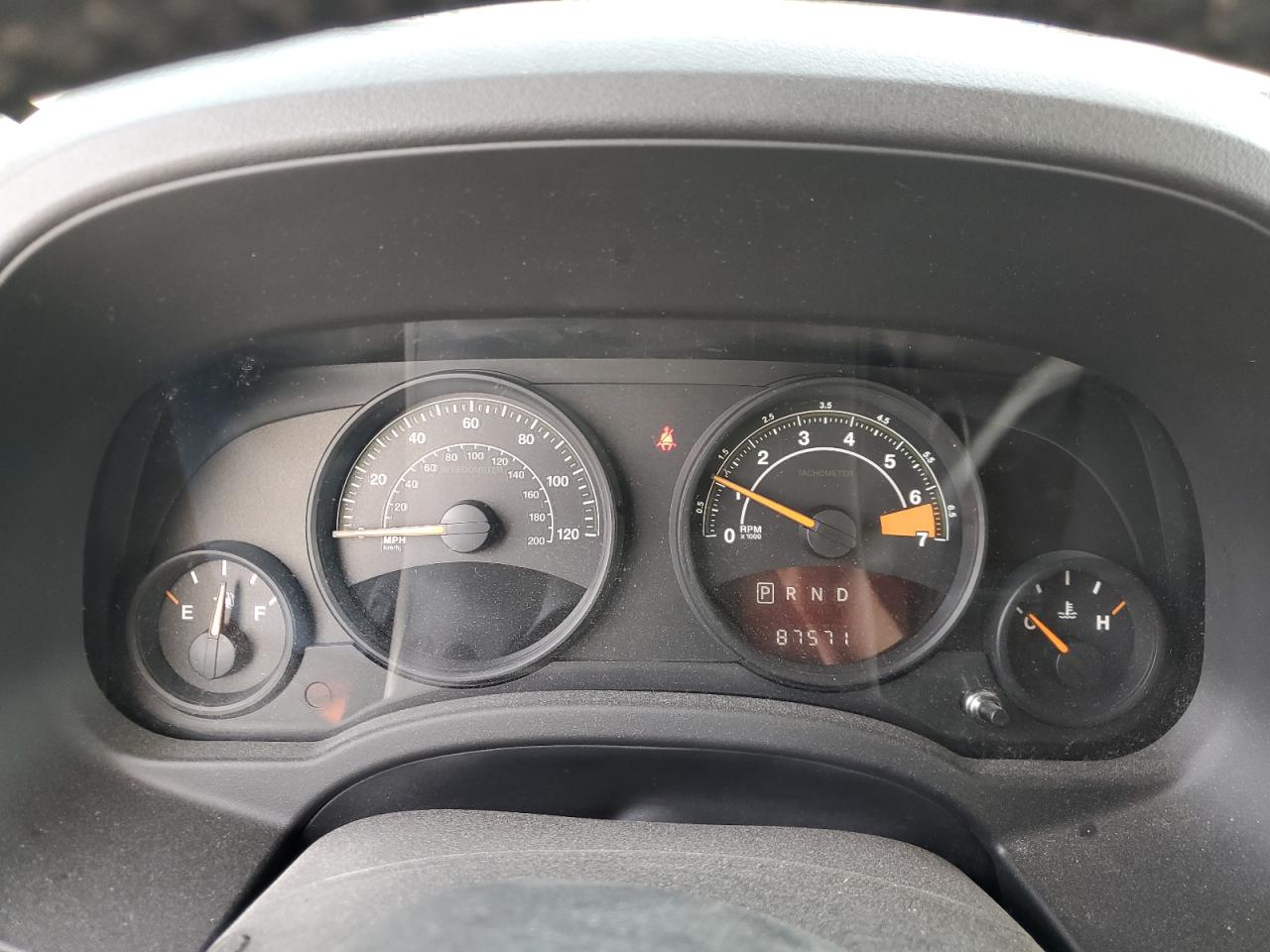 2014 Jeep Liberty (Patriot) VIN 1C4NJPFB0ED672502 Copart auction photo, front end damage thumbnail 9