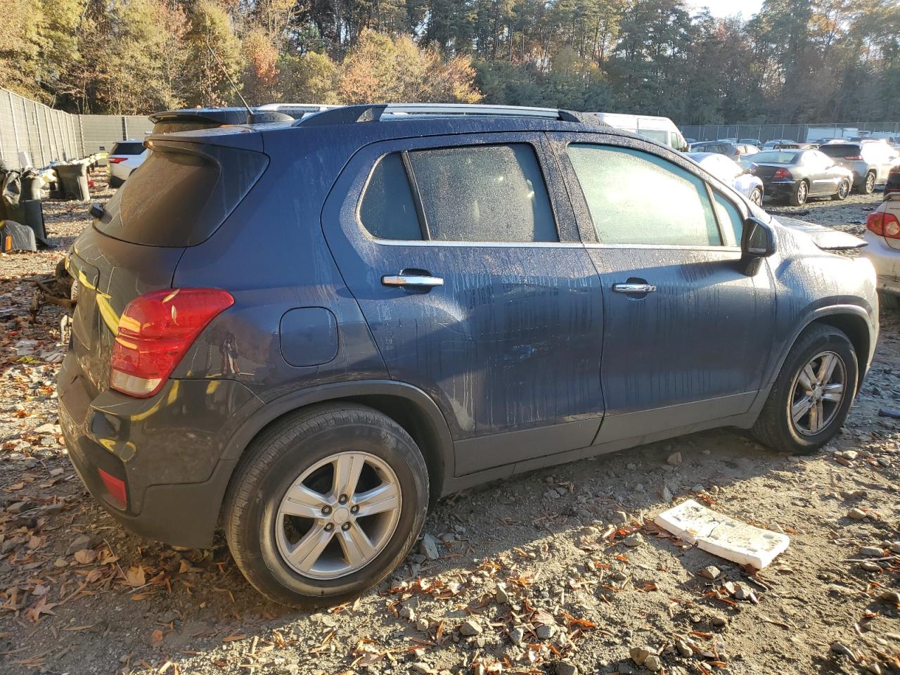 2018 Chevrolet Trax VIN 3GNCJLSB7JL333530 Copart auction photo, front end damage thumbnail 3