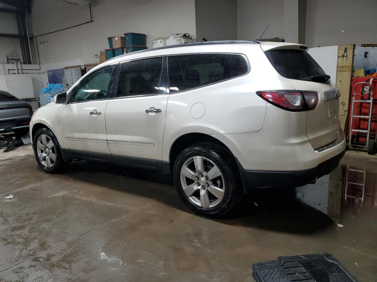2014 Chevrolet Traverse VIN 1GNKRJKD3EJ152030 Copart auction photo, side / front end damage thumbnail 2