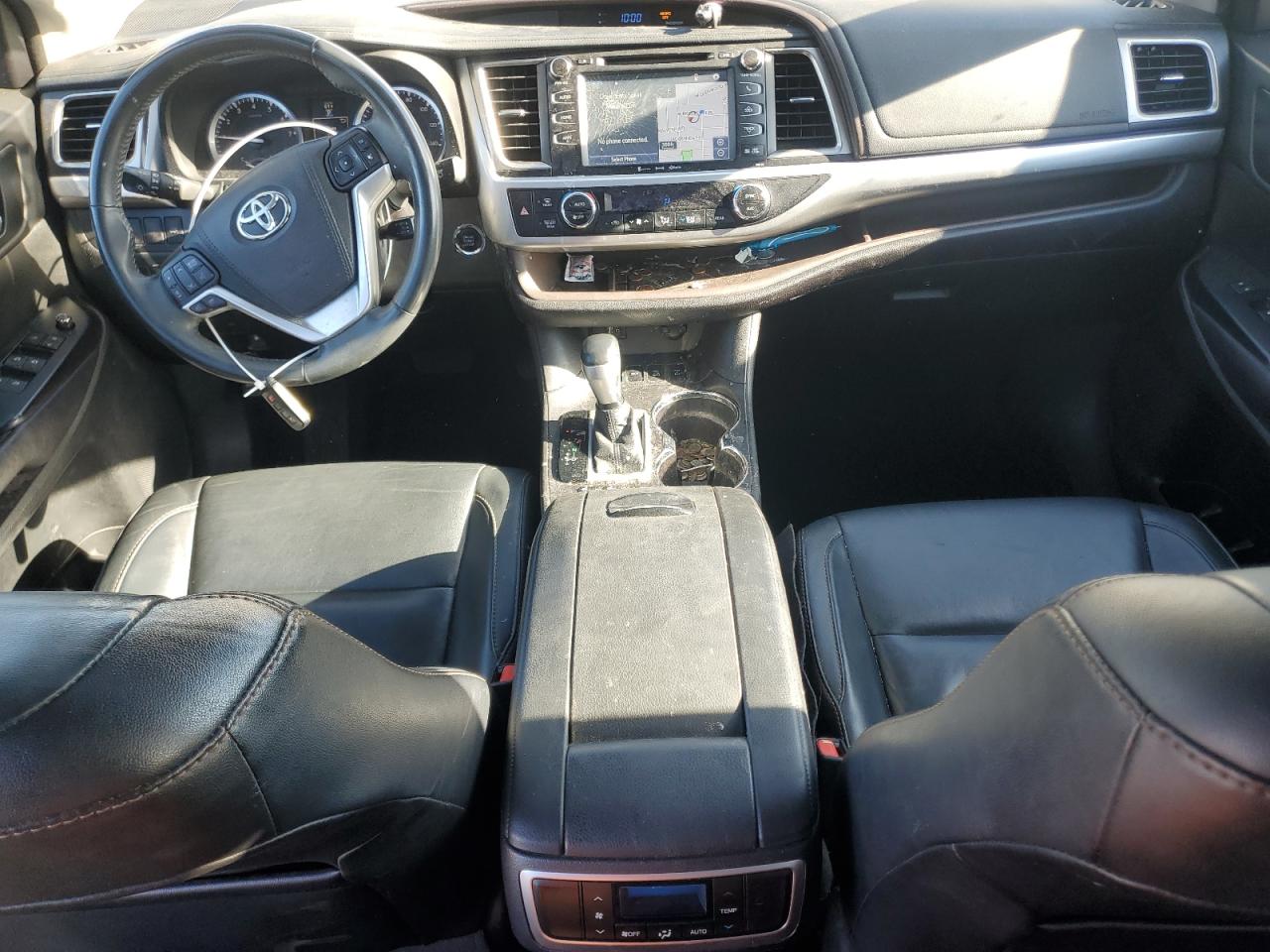 2016 Toyota Highlander VIN 5TDJKRFH0GS348064 Copart auction photo, rear end damage thumbnail 8
