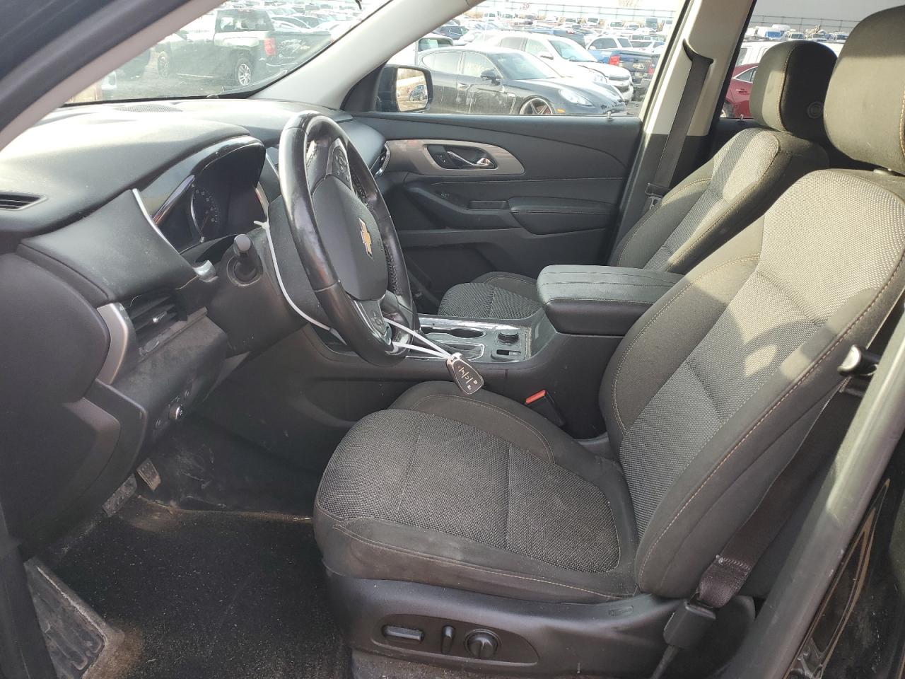 2018 Chevrolet Traverse VIN 1GNEVGKW7JJ173857 Copart auction photo, side / front end damage thumbnail 7