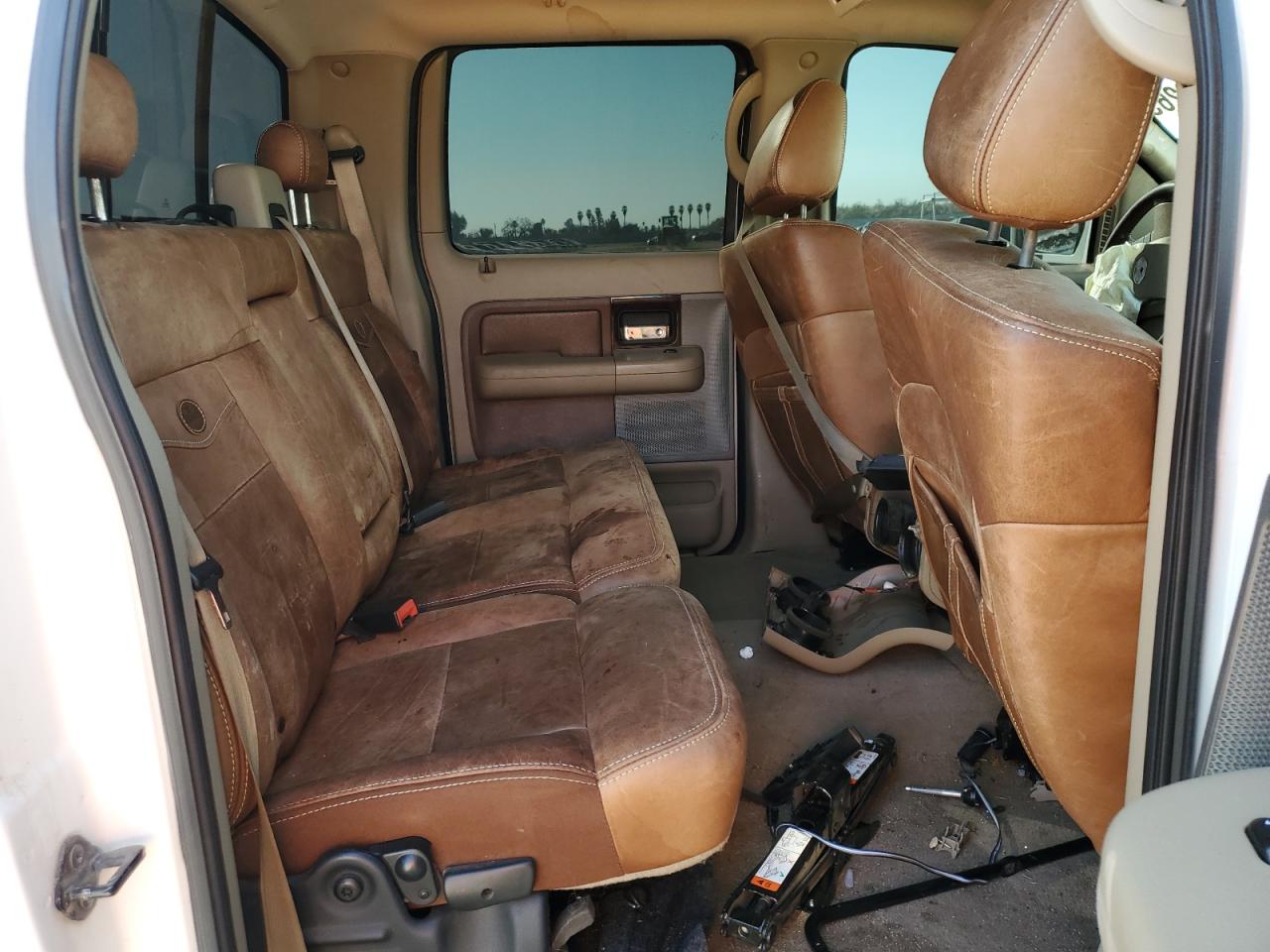2005 Ford F-150 VIN 1FTPW14555KE69363 Copart auction photo, front end damage thumbnail 11