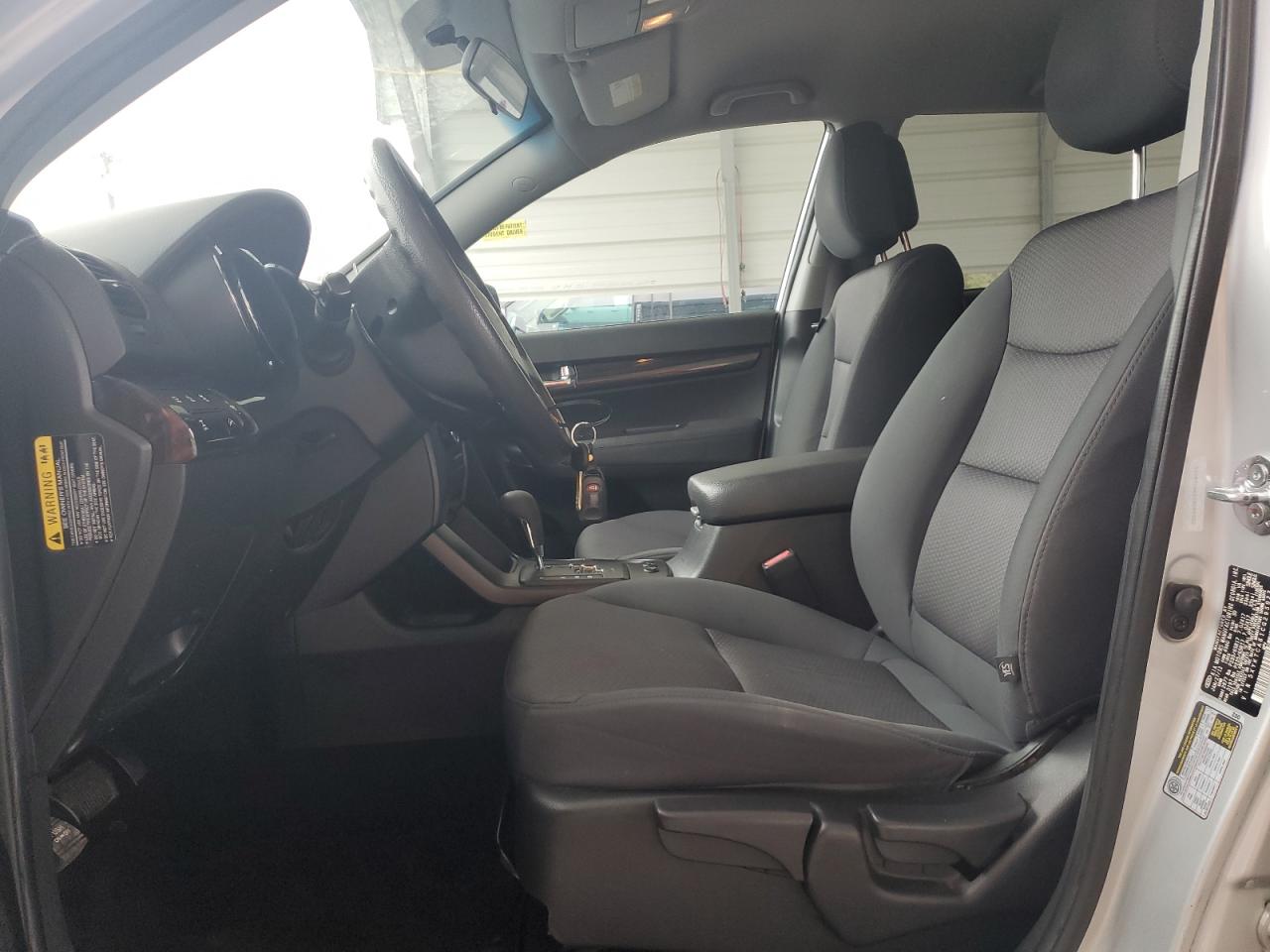 2012 KIA Sorento VIN 5XYKTCA61CG295922 Copart auction photo, rear end damage thumbnail 7