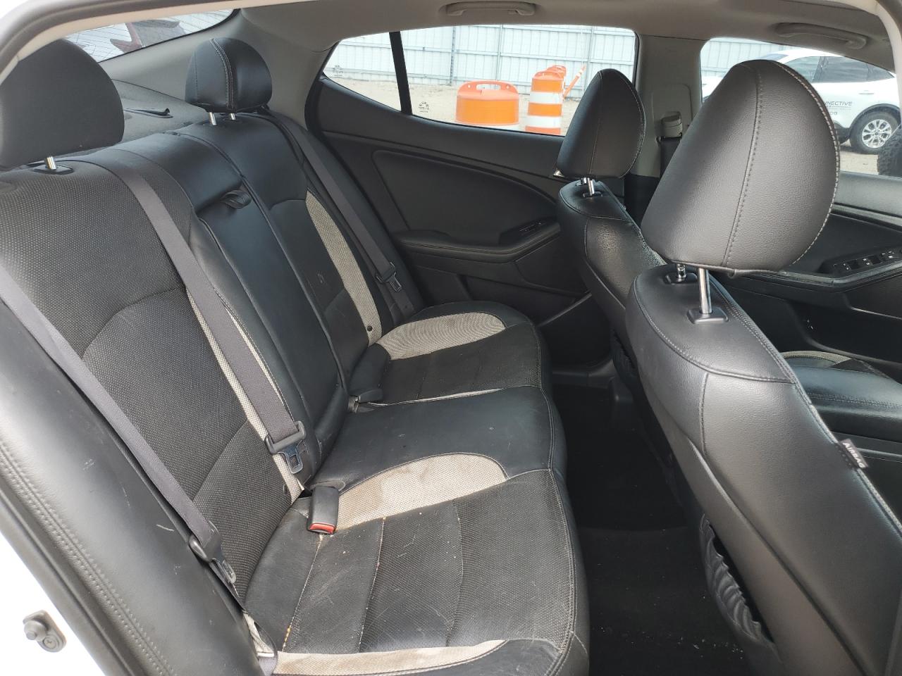 2012 KIA Optima VIN 5XXGR4A63CG008272 Copart auction photo, front end damage thumbnail 11