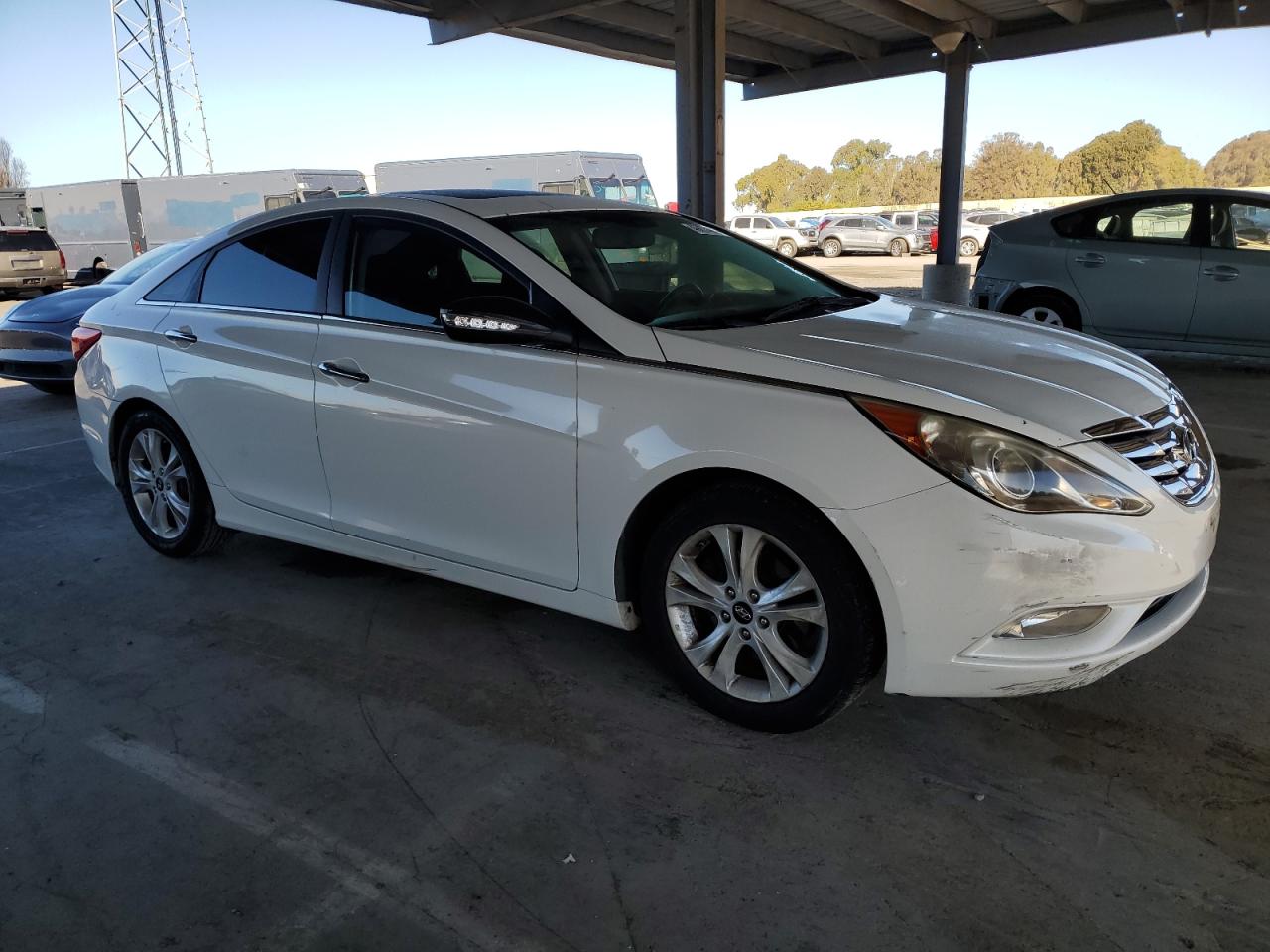 2011 Hyundai Sonata VIN 5NPEC4AC9BH222118 Copart auction photo, vandalism damage thumbnail 4