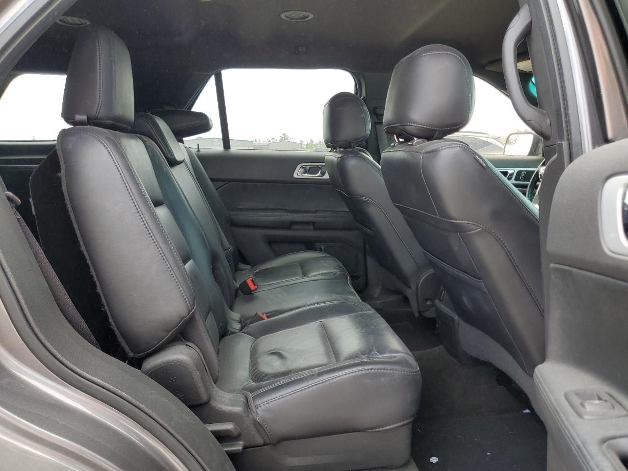 2013 Ford Explorer VIN 1FM5K7D85DGA30483 Copart auction photo, rear end / minor dent/scratches damage thumbnail 11