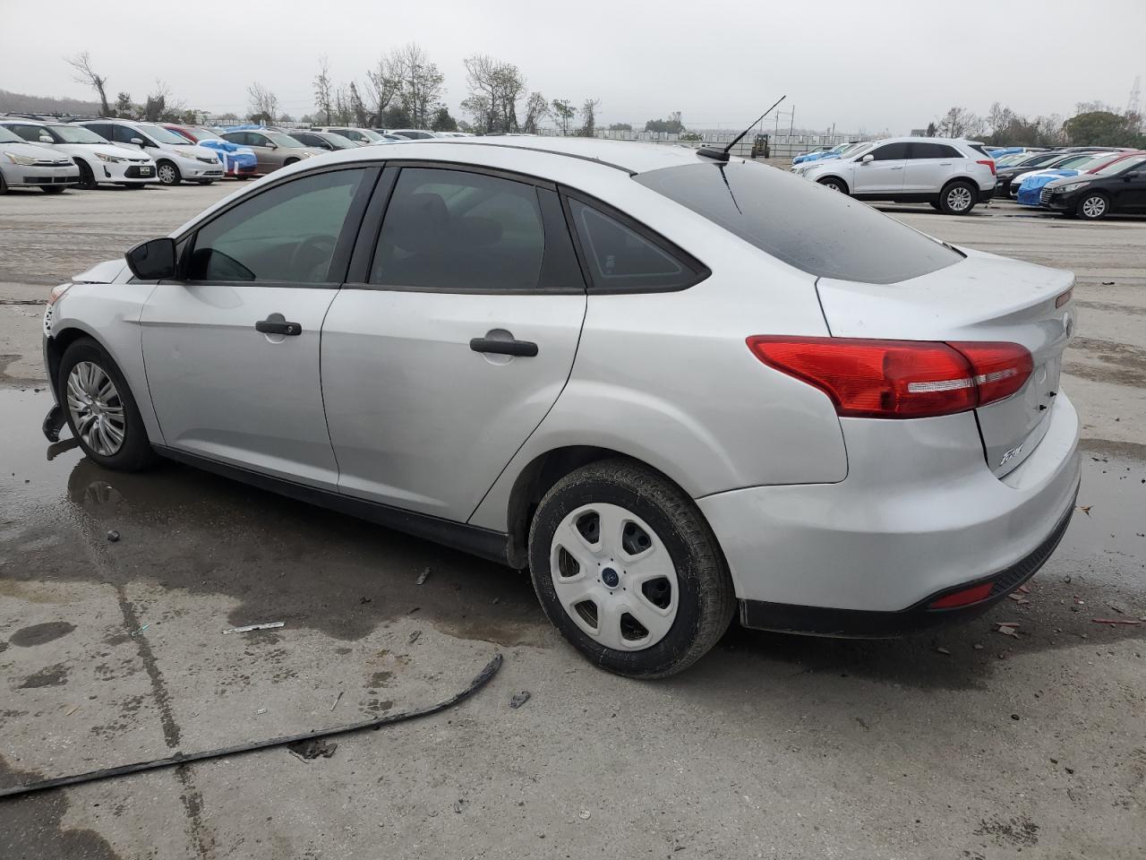 2017 Ford Focus VIN 1FADP3E25HL270589 Copart auction photo, front end / side damage thumbnail 2