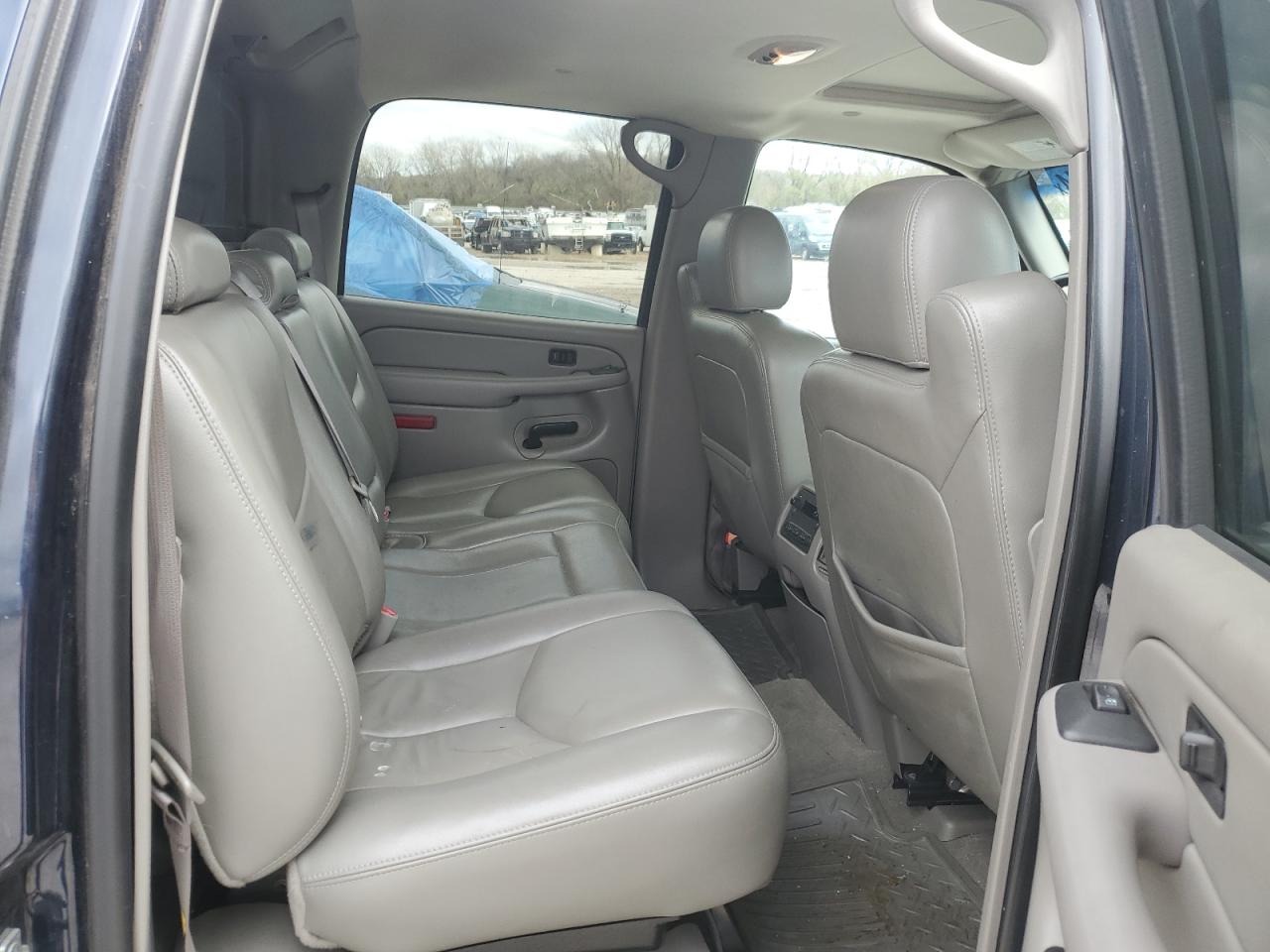 2005 Chevrolet Avalanche VIN 3GNEK12Z65G259037 Copart auction photo, side damage thumbnail 10
