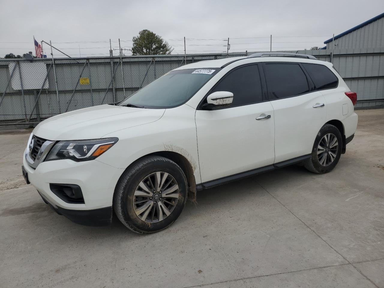 2017 Nissan Pathfinder VIN 5N1DR2MN8HC908517