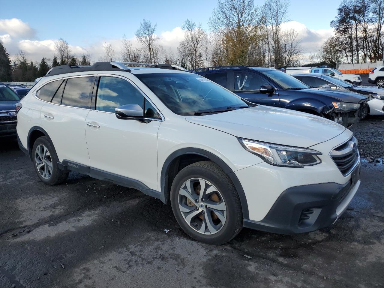 2020 Subaru Outback VIN 4S4BTAPC0L3101401 Copart auction photo, rear end damage thumbnail 4