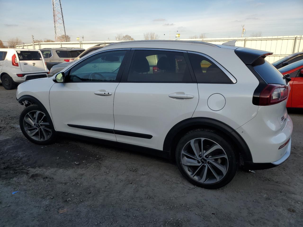 2019 KIA Niro VIN KNDCE3LC3K5303186 Copart auction photo, front end damage thumbnail 2