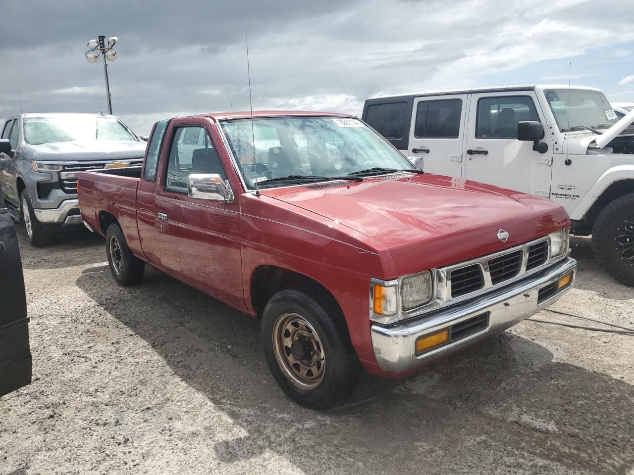 1995 Nissan Titan VIN 1N6SD16SXSC367613 Copart auction photo, water/flood damage thumbnail 4