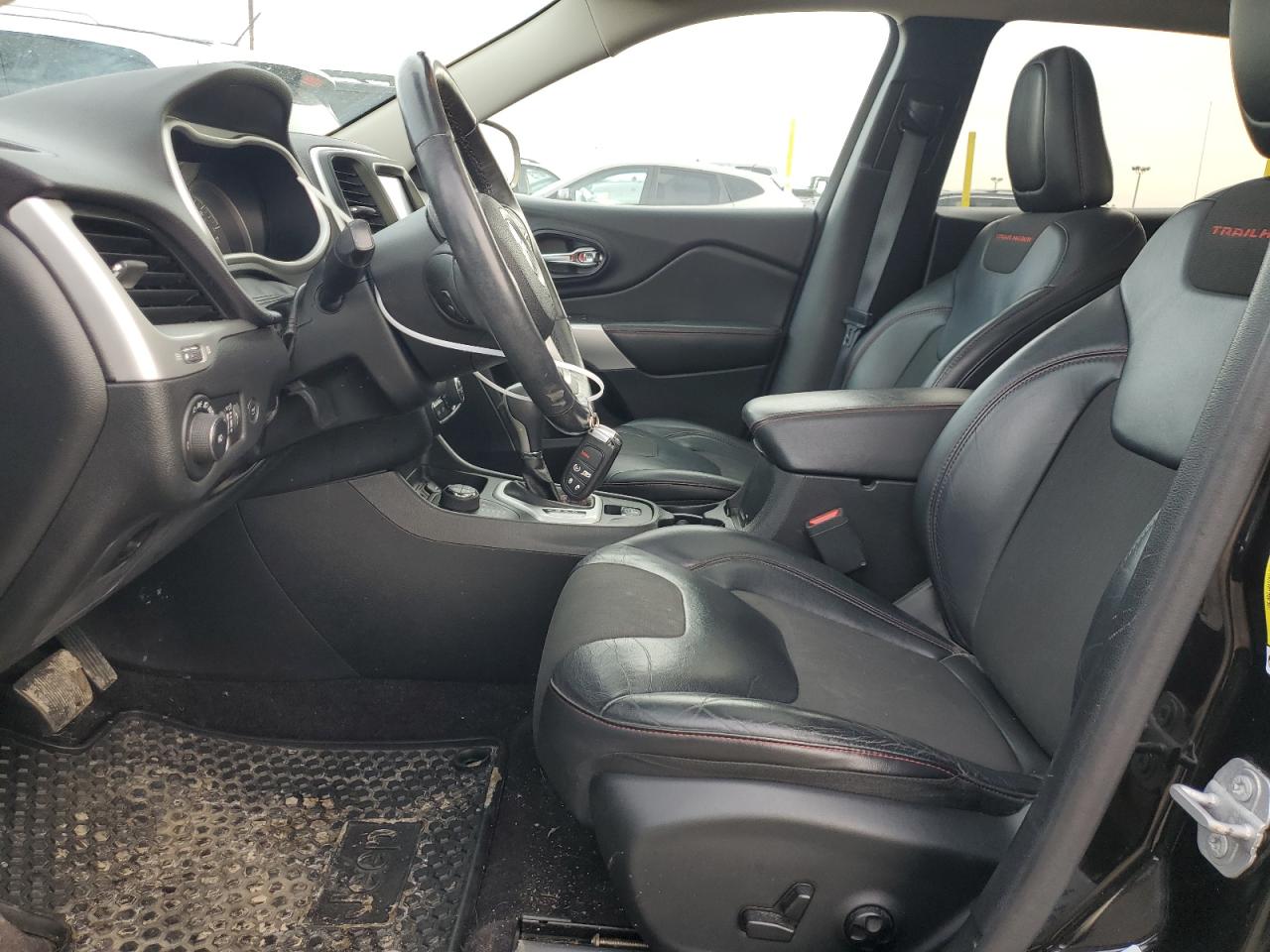 2017 Jeep Cherokee VIN 1C4PJMBS5HW634432 Copart auction photo, front end / minor dent/scratches damage thumbnail 7