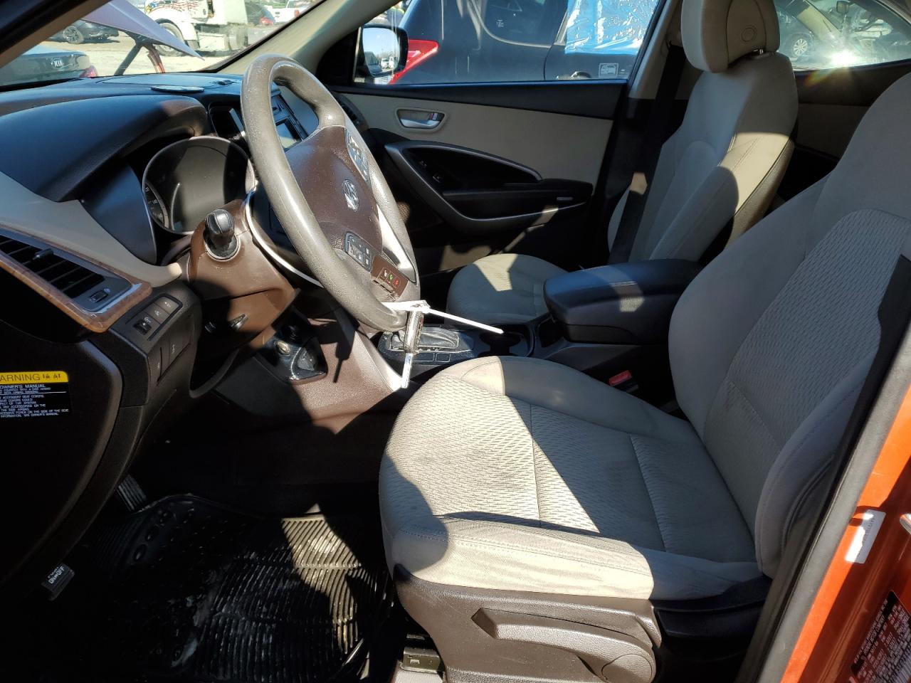 2015 Hyundai Santa Fe VIN 5XYZTDLB5FG299426 Copart auction photo, front end / minor dent/scratches damage thumbnail 7