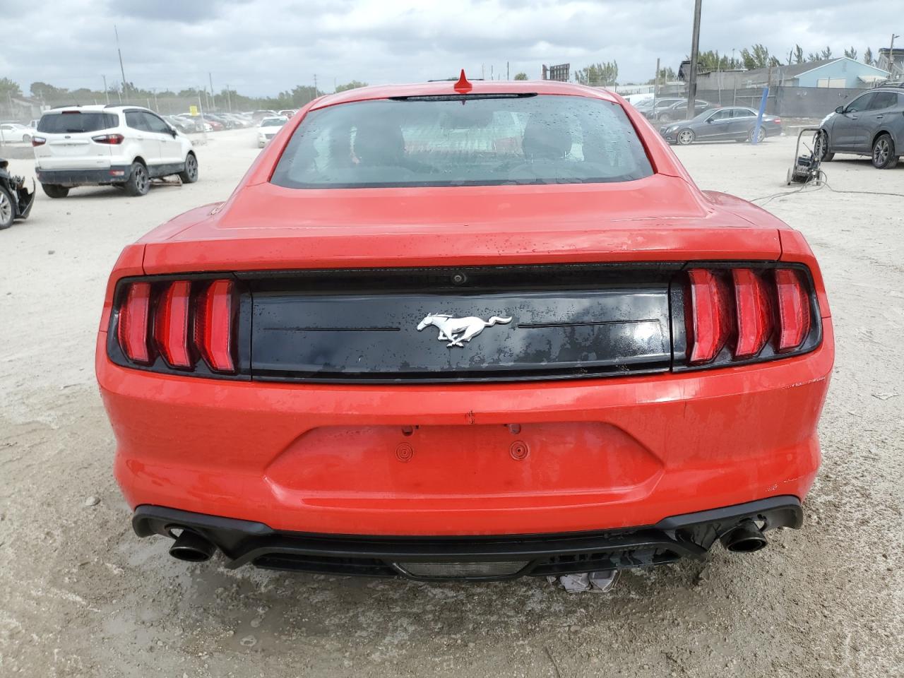 2022 Ford Mustang VIN 1FA6P8TH4N5100107 Copart auction photo, front end / minor dent/scratches damage thumbnail 6