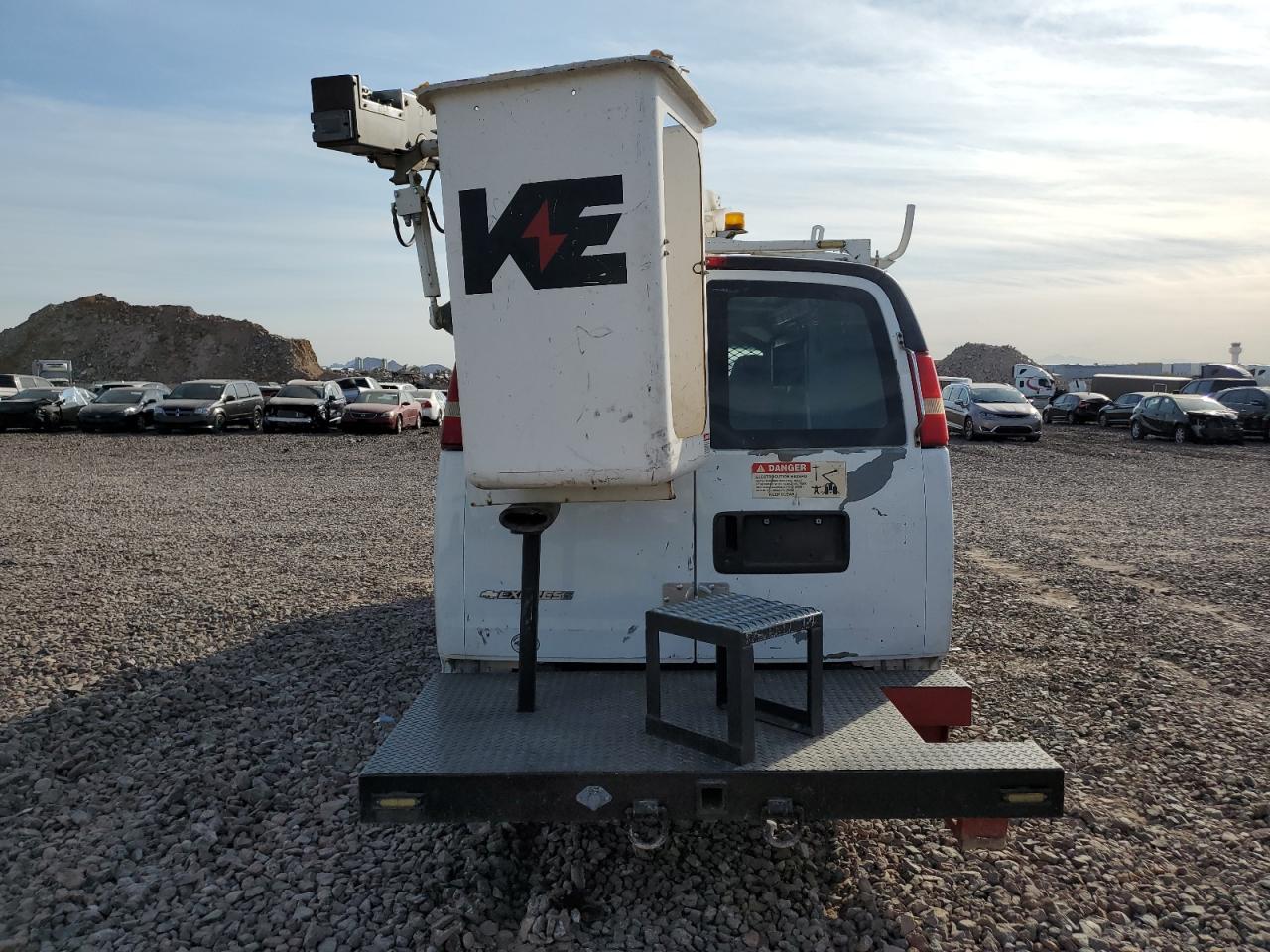 2007 Chevrolet Express VIN 1GCHG35UX71169913 Copart auction photo, front end / all over damage thumbnail 6