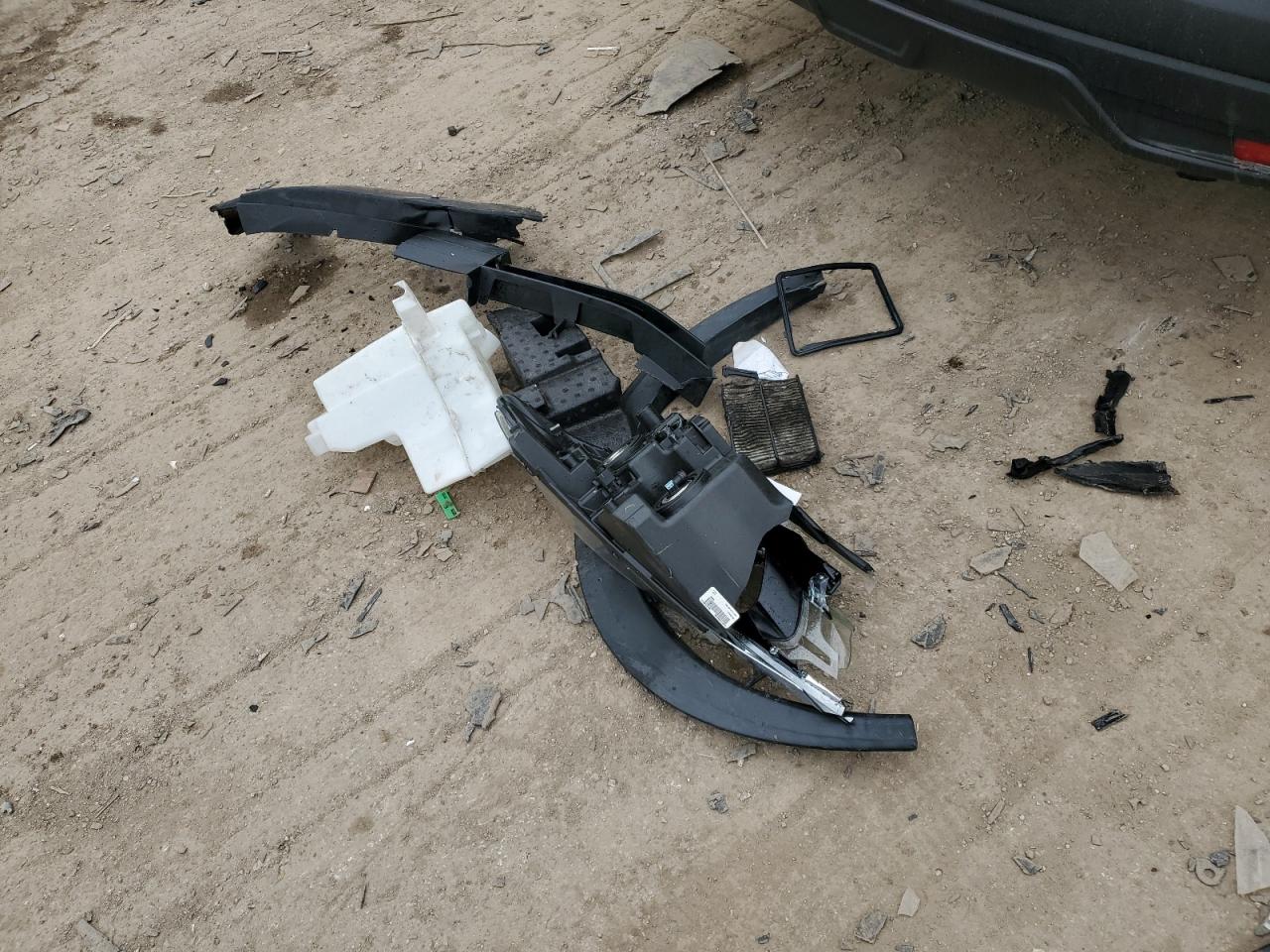 2020 Nissan Kicks VIN 3N1CP5BV7LL563863 Copart auction photo, front end damage thumbnail 15