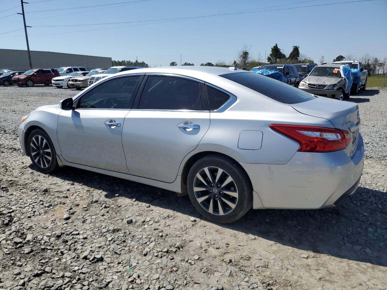 2017 Nissan Altima VIN 1N4AL3AP2HC163595 Copart auction photo, front end / side damage thumbnail 2