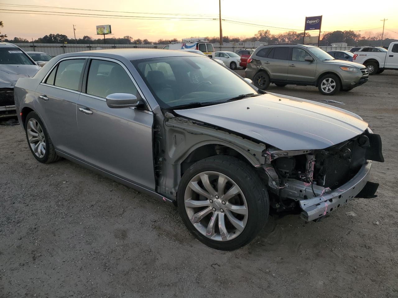 2018 Chrysler 300 VIN 2C3CCAEG0JH193834 Copart auction photo, front end / side damage thumbnail 4