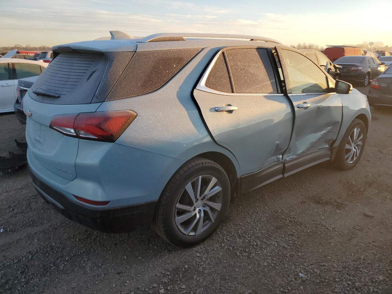 2022 Chevrolet Equinox VIN 2GNAXNEV6N6113121 Copart auction photo, side damage thumbnail 3