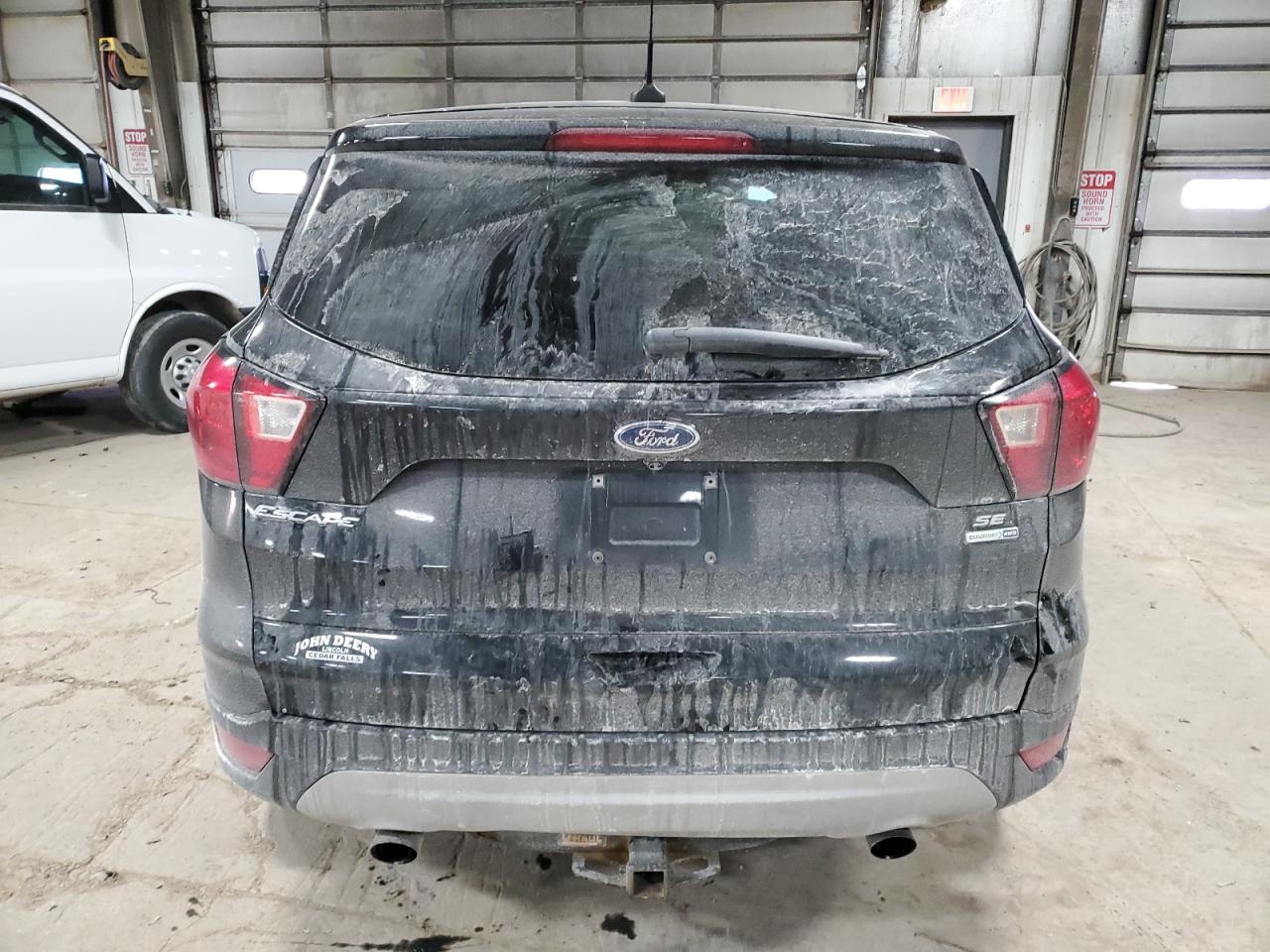 2019 Ford Escape VIN 1FMCU9GD1KUB13509 Copart auction photo, front end / side damage thumbnail 6