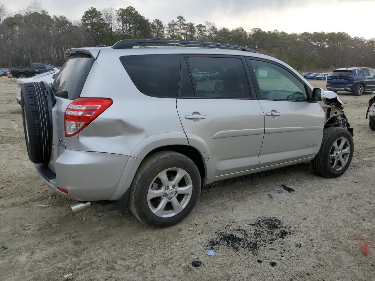 2012 Toyota RAV 4 VIN 2T3DK4DV7CW077263 Copart auction photo, front end / side damage thumbnail 3