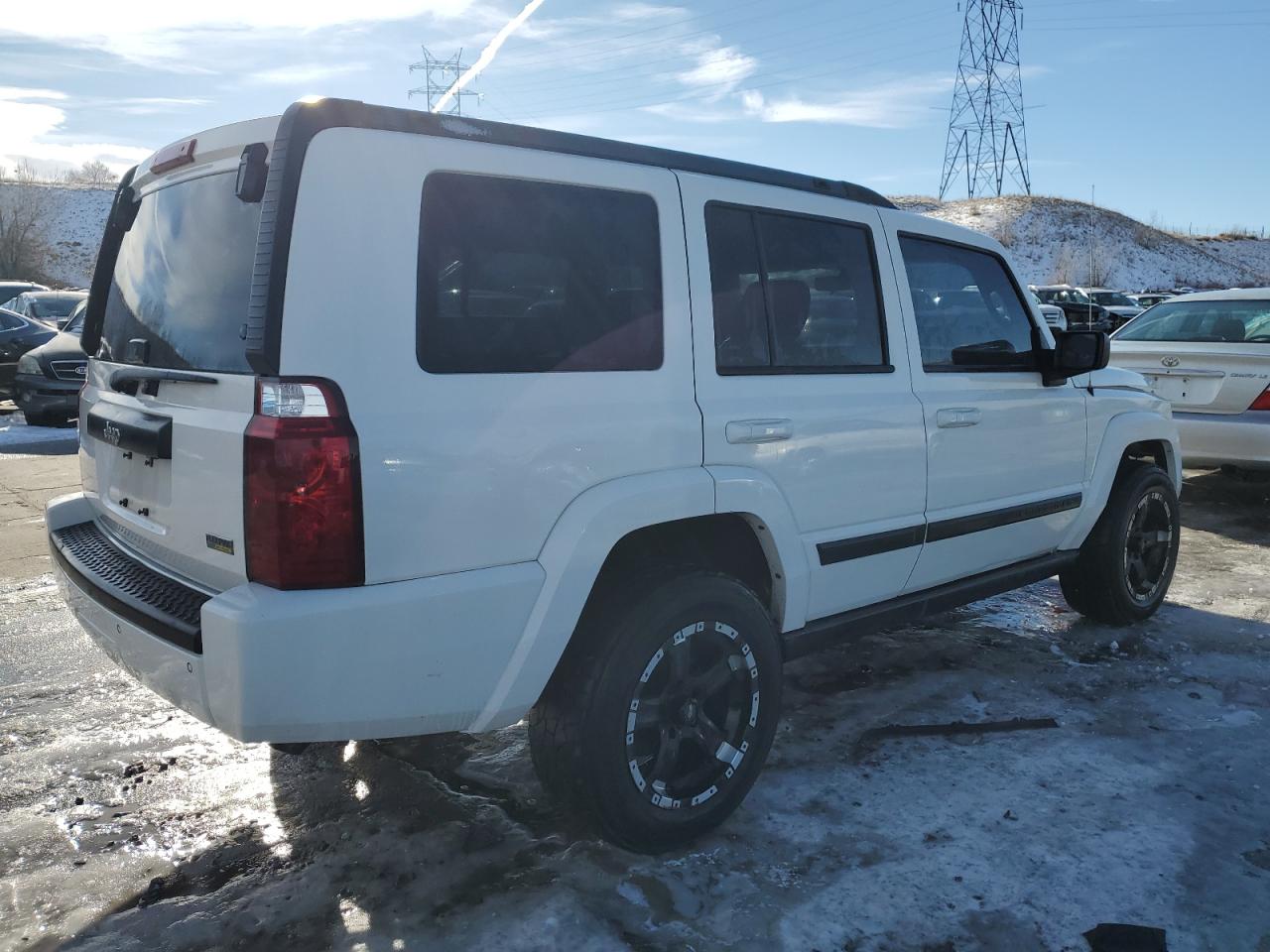 2007 Jeep Commander VIN 1J8HH48P57C680922 Copart auction photo, front end damage thumbnail 3