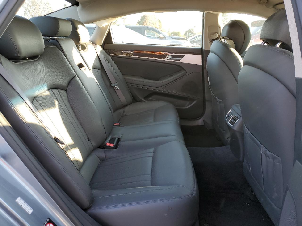 2017 Genesis G80 VIN KMHGN4JE1HU209605 Copart auction photo, front end / minor dent/scratches damage thumbnail 10
