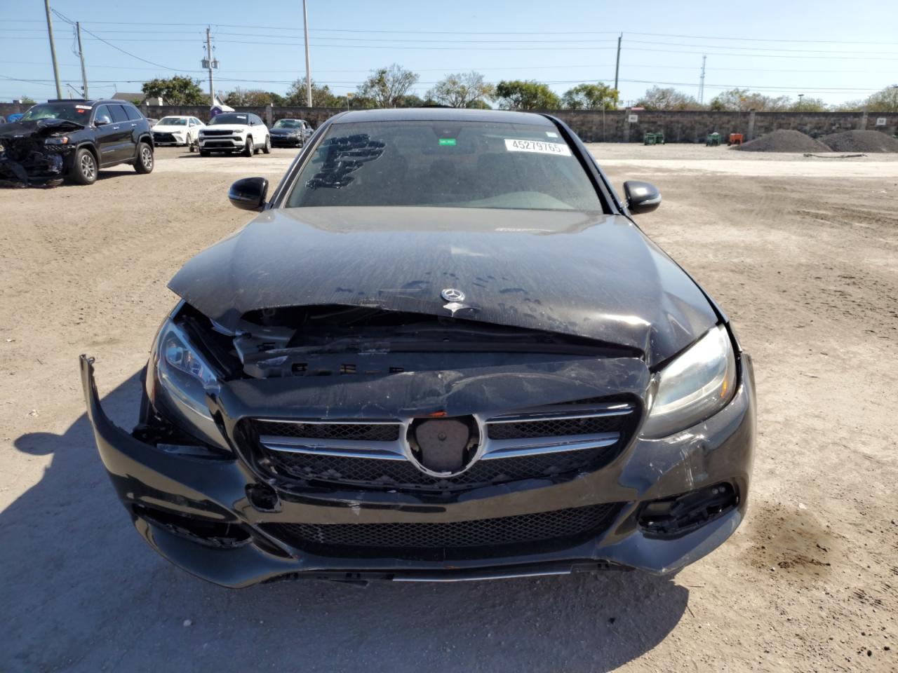 2018 Mercedes-Benz C-klasse VIN 55SWF4JB3JU279901 Copart auction photo, front end / minor dent/scratches damage thumbnail 5