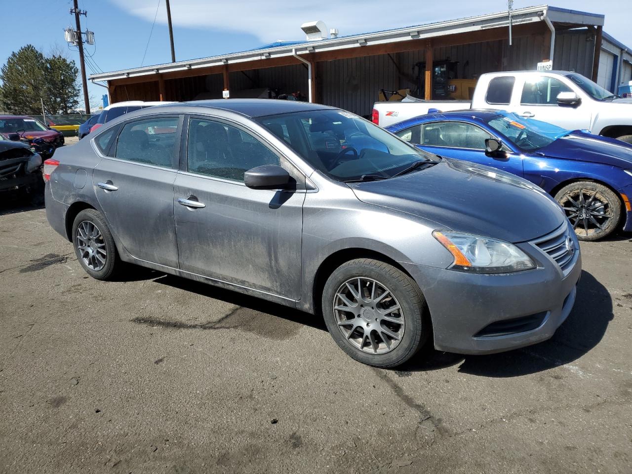 2015 Nissan Sentra VIN 3N1AB7AP7FL661803 Copart auction photo, minor dent/scratches damage thumbnail 4