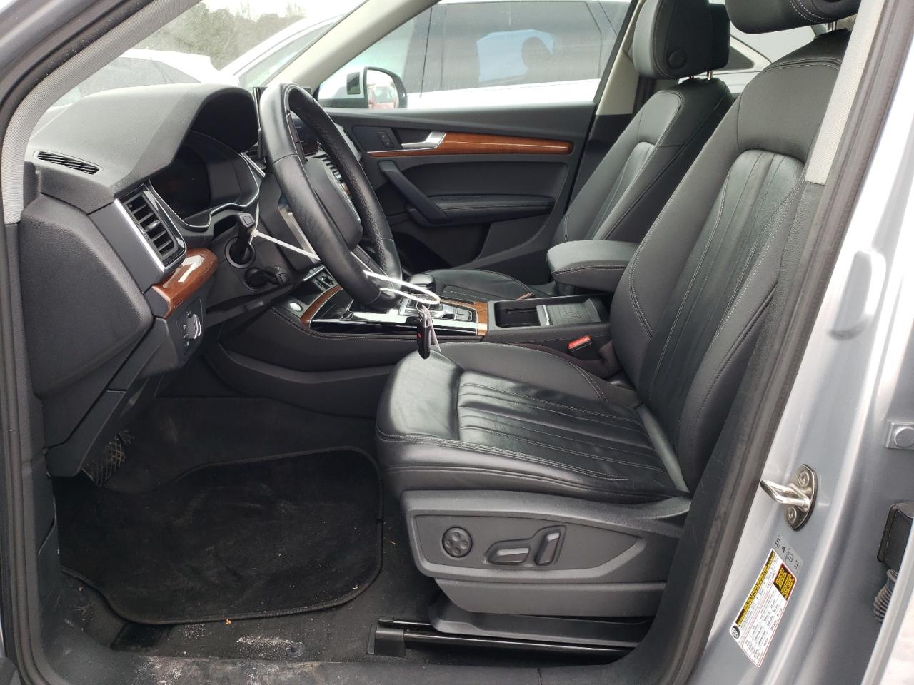 2021 Audi Q5 VIN WA1BAAFY6M2105428 Copart auction photo, front end damage thumbnail 7