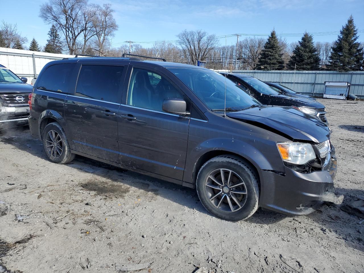 2017 Dodge Caravan VIN 2C4RDGCG7HR651544 Copart auction photo, front end damage thumbnail 4