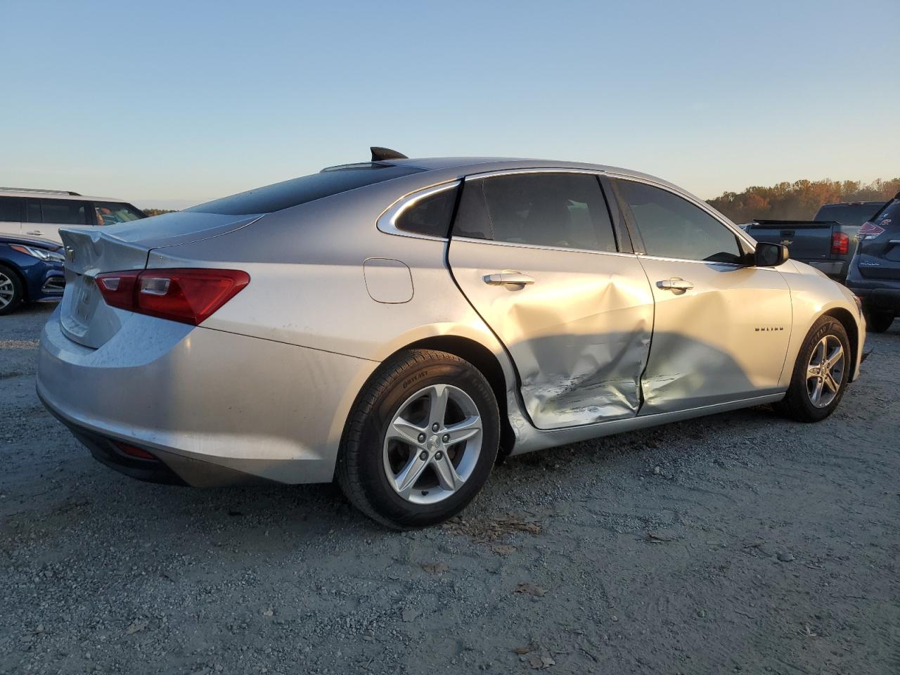 2019 Chevrolet Malibu VIN 1G1ZB5ST8KF182299 Copart auction photo, side / front end damage thumbnail 3