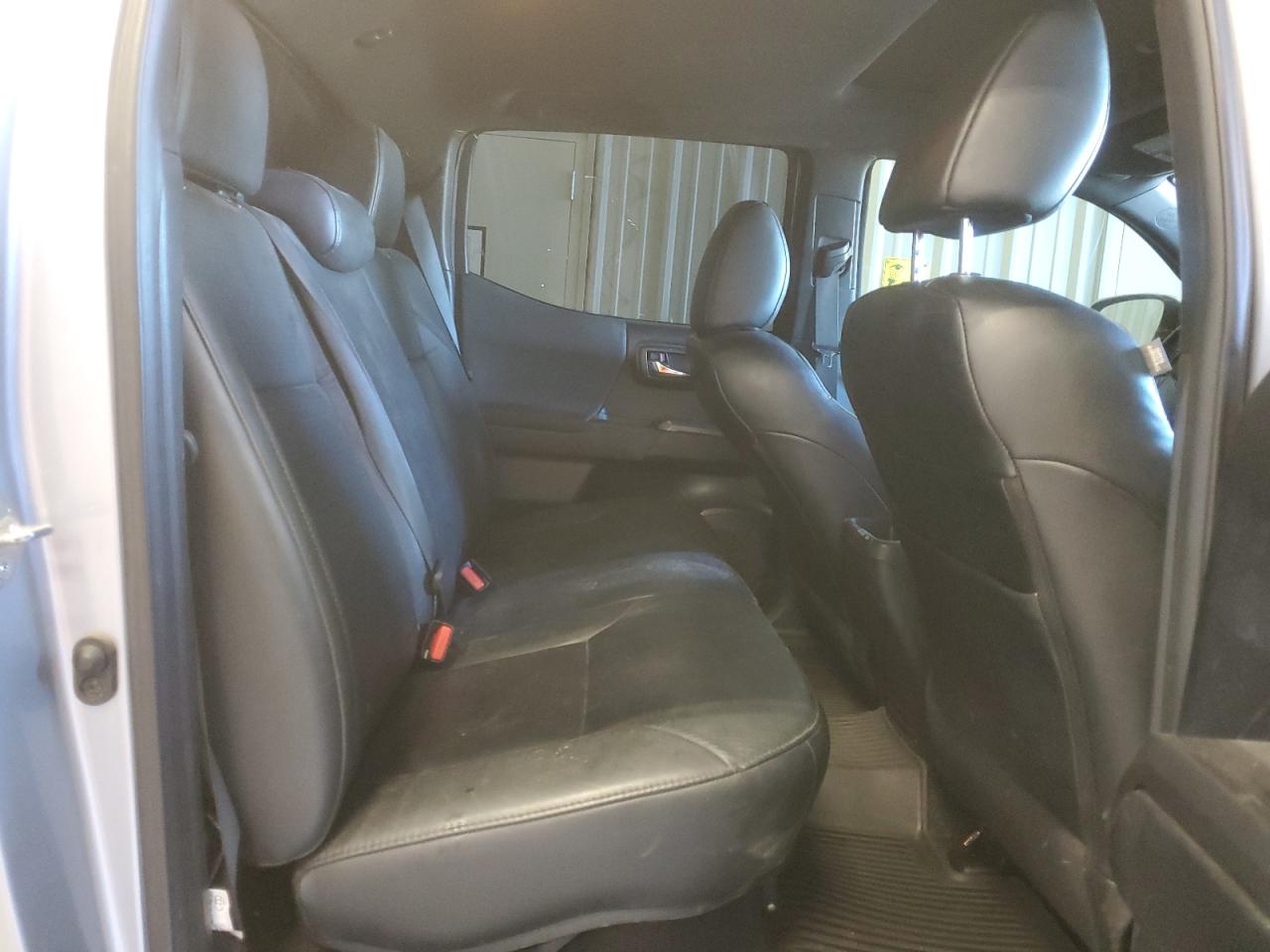 2019 Toyota Tacoma VIN 3TMCZ5AN6KM206434 Copart auction photo, all over damage thumbnail 11