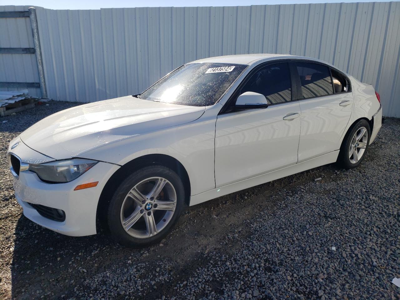 2014 BMW 3er VIN WBA3B1C53EK133655