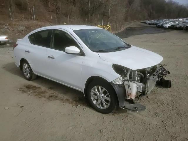 2016 Nissan Versa VIN 3N1CN7AP5GL888005 Copart auction photo, front end / minor dent/scratches damage thumbnail 14