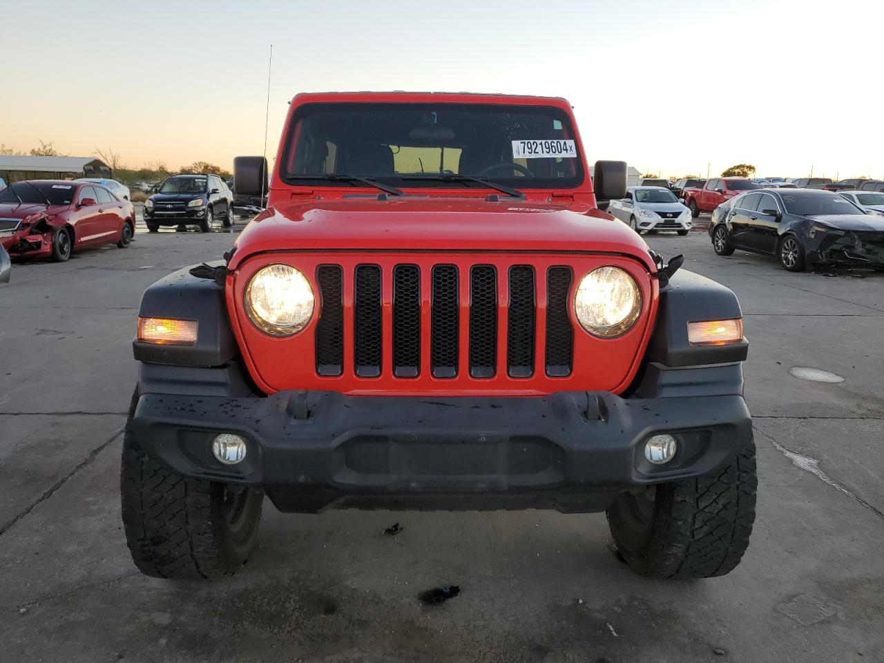 2019 Jeep Wrangler VIN 1C4HJXDN5KW685630 Copart auction photo, undercarriage / side damage thumbnail 5