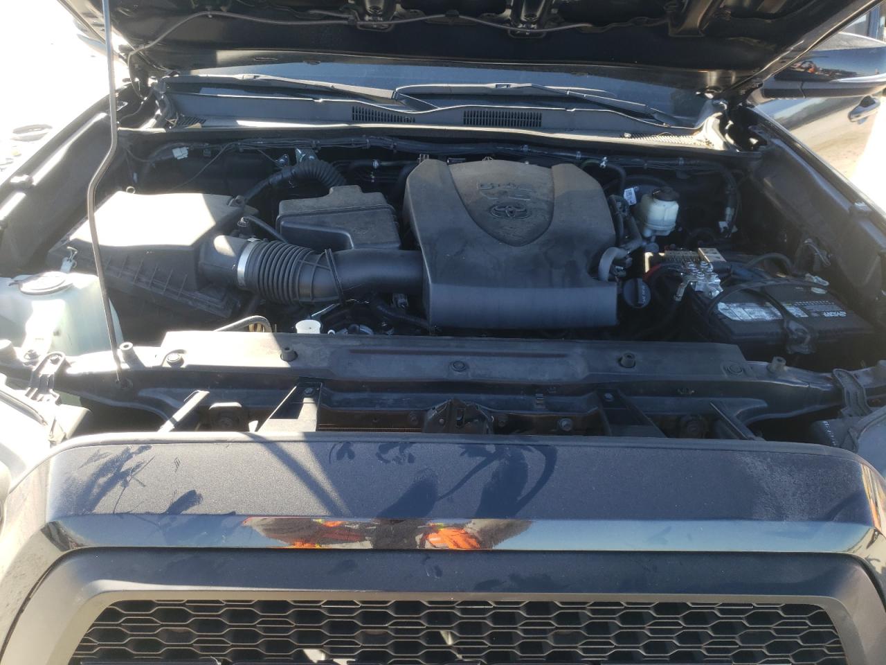 2021 Toyota Tacoma VIN 5TFAZ5CNXMX112722 Copart auction photo, rear end / minor dent/scratches damage thumbnail 12