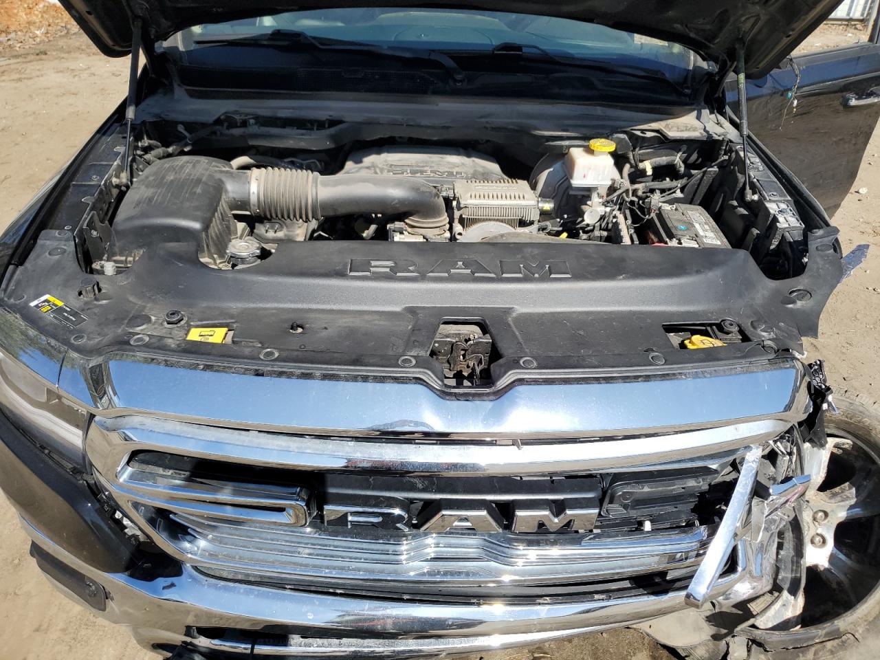 2020 RAM 1500 VIN 1C6RRERT3LN139058 Copart auction photo, front end / side damage thumbnail 11