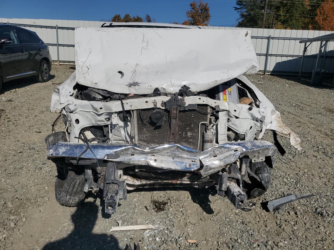 2006 GMC Canyon VIN 1GTCS136468199321 Copart auction photo, all over damage thumbnail 5