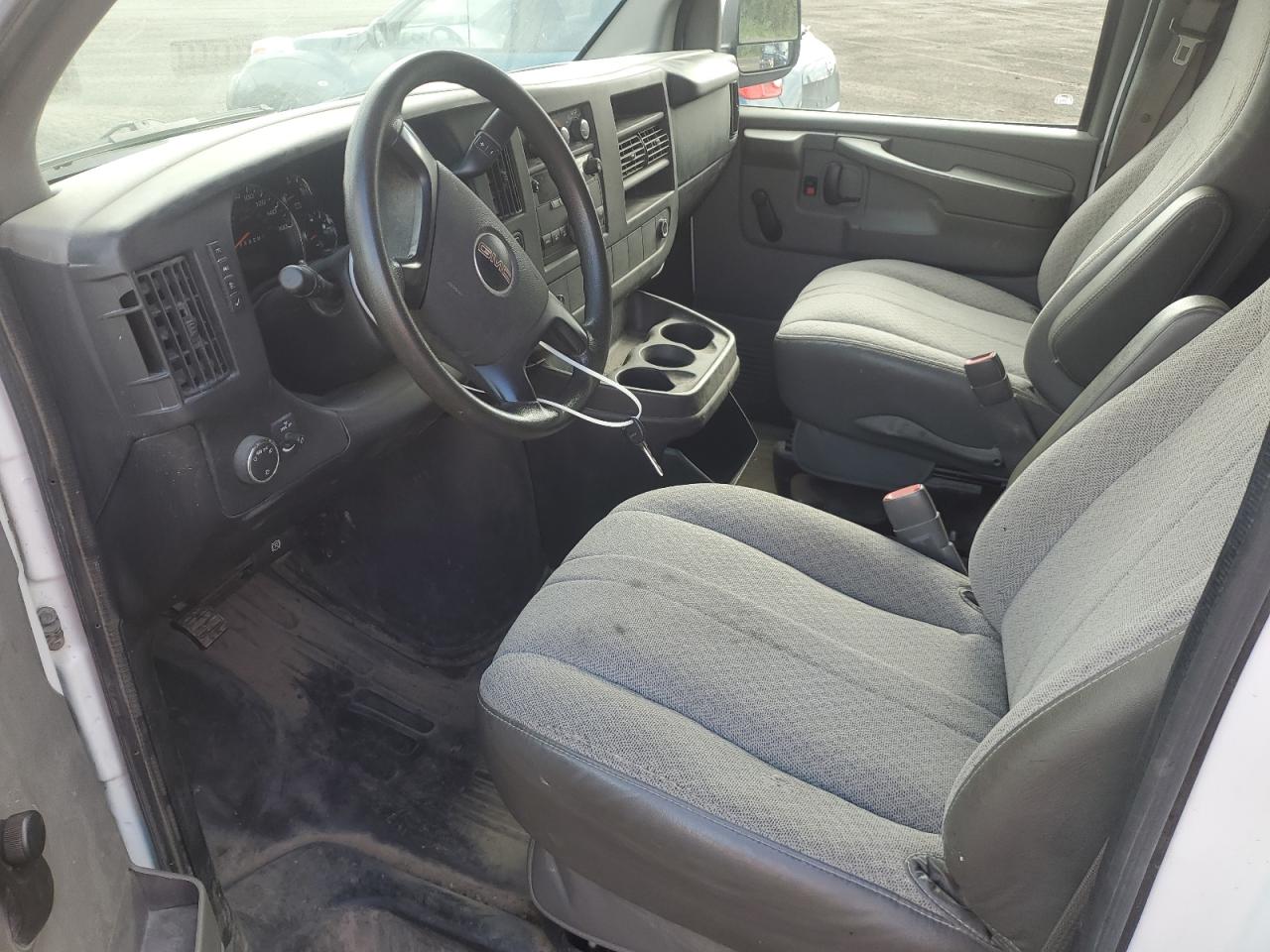 2013 GMC Savana VIN 1GTW7GBA9D1166148 Copart auction photo, side damage thumbnail 7